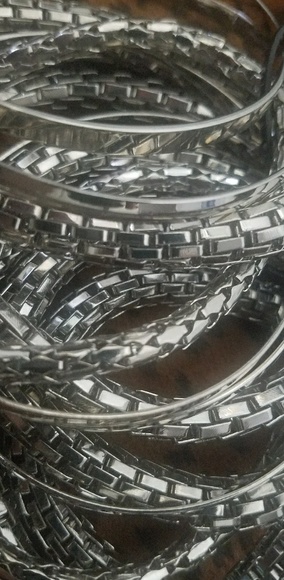 Bracelets - Picture 2 of 2